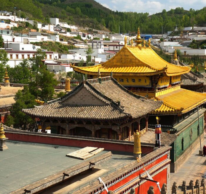 Overview Kumbum Monastery in Amdo